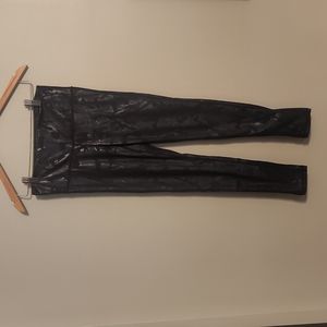 Never been worn small Fashionable Athletic leggings